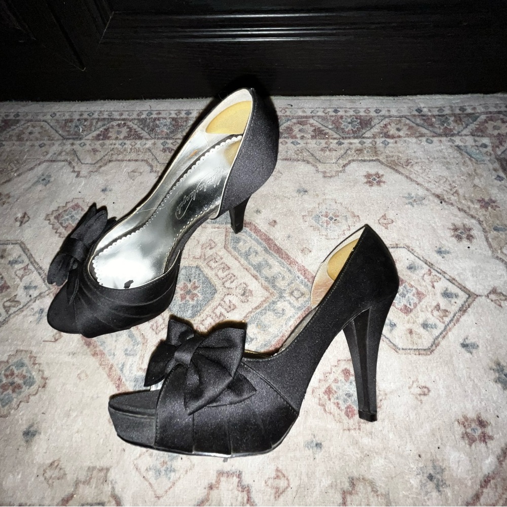 Michaelangelo Black Satin Peep-Toe Heels with Bow